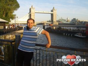 a walk near Thames,London